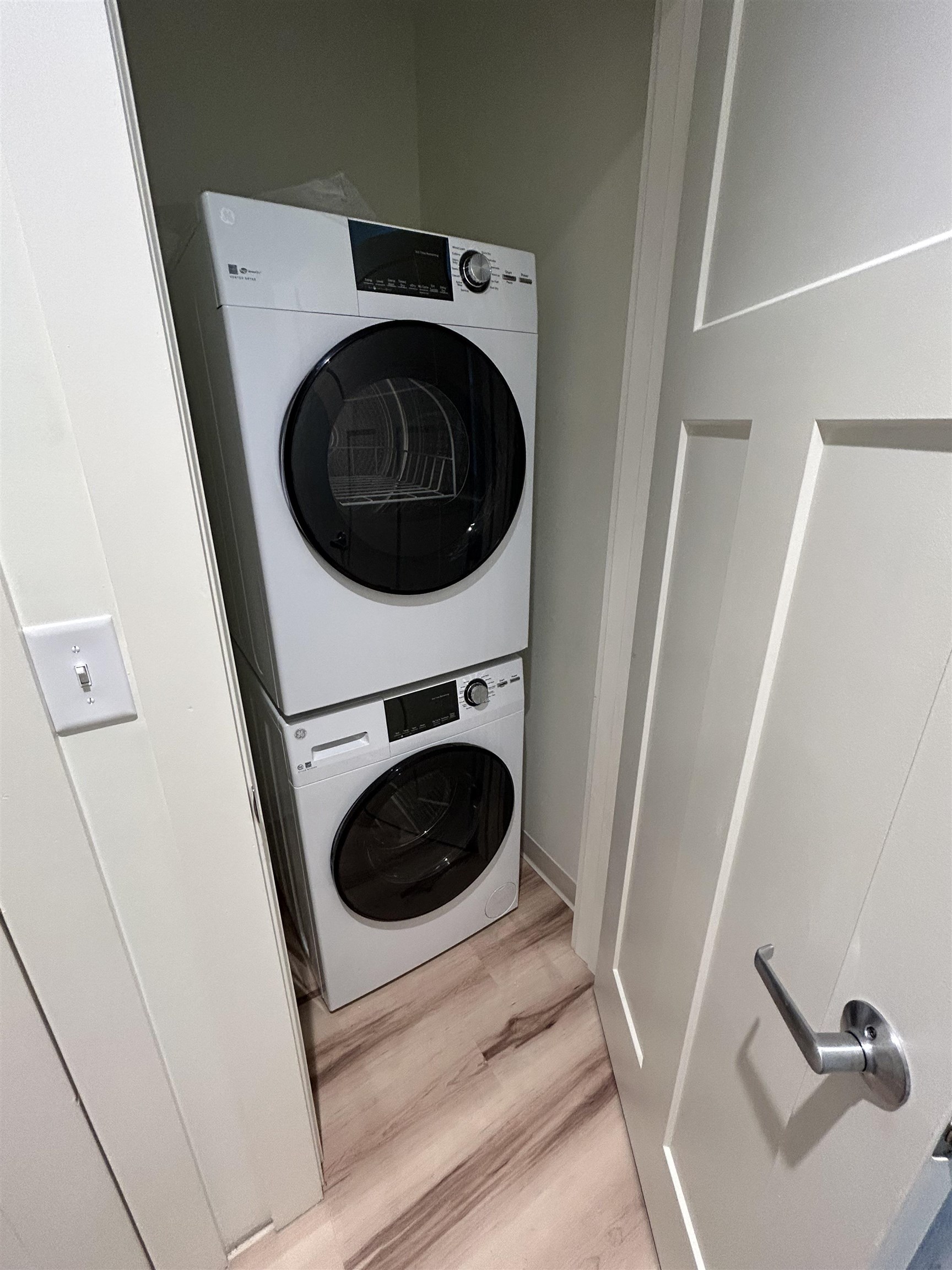 30 Ladds Lane, Unit 2 Epping, NH 03042 - Photo 15 of 19