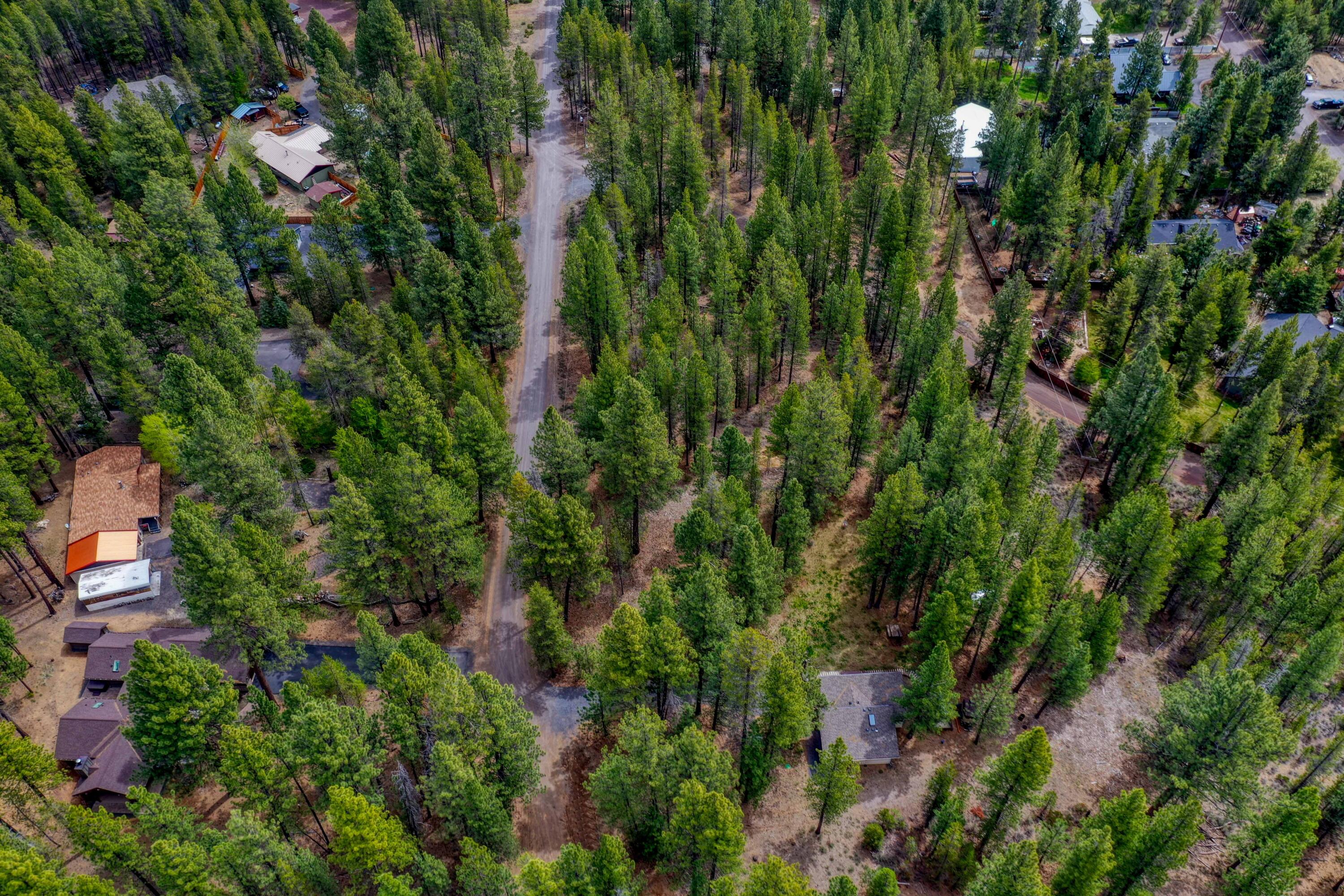 16811 Covina Road Bend, OR 97707 - Photo 28 of 32 DJI_0286Edited
