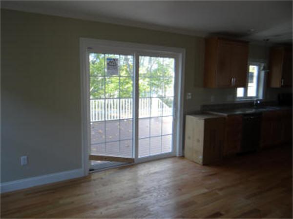 65 Chestnut Street Saugus, MA 01906 - Photo 8 of 23 Gallery Image 8