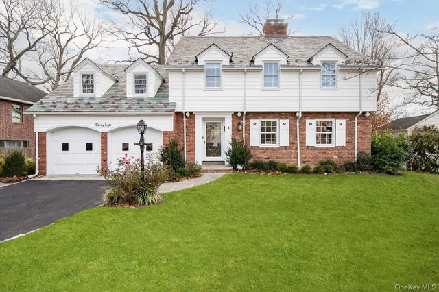 $2,795,000 | 38 Mason Drive, Manhasset, NY 11030