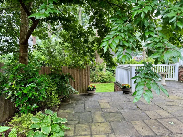 $2,795,000 | 38 Mason Drive, Manhasset, NY 11030