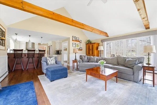 $999,900 | 7 Bogastow Circle, Millis, MA 02054