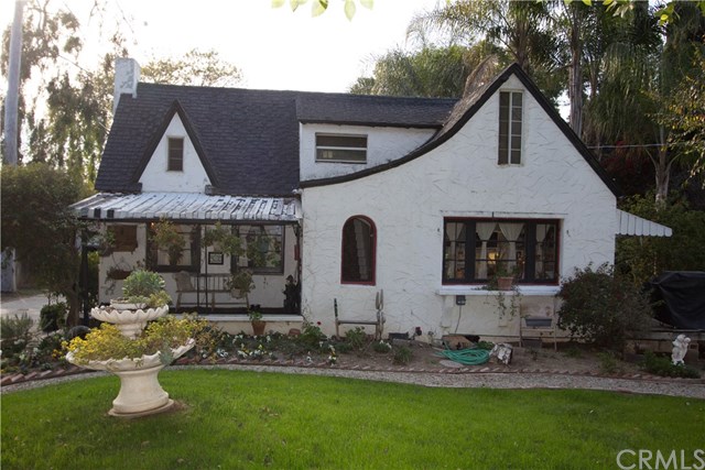 1806 Washington Street Riverside, CA 92506 - Photo 2 of 15