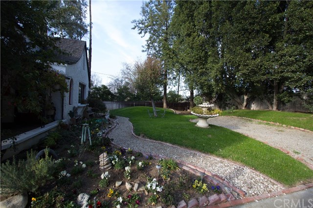 1806 Washington Street Riverside, CA 92506 - Photo 5 of 15