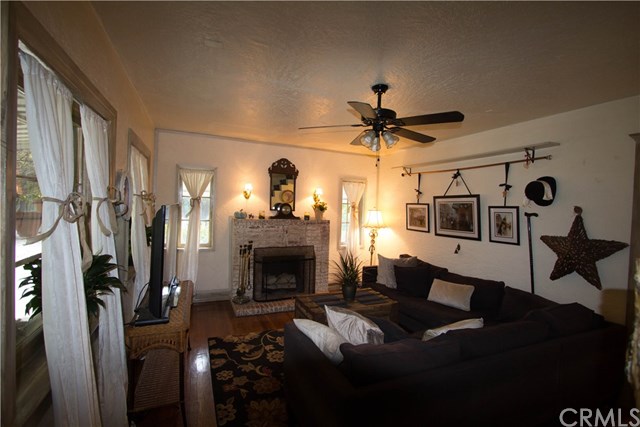 1806 Washington Street Riverside, CA 92506 - Photo 10 of 15