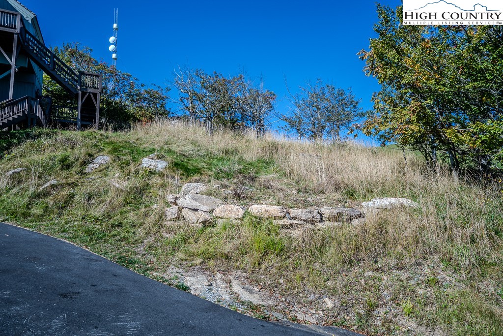 104 Beech Top Road Beech Mountain, NC 28604 - Photo 11 of 16