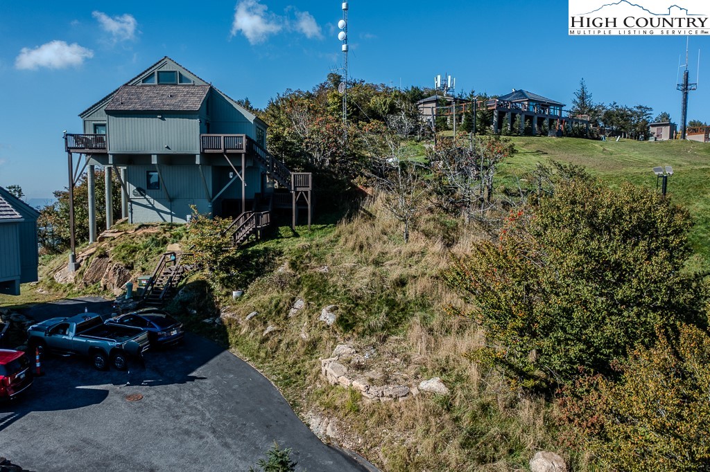 104 Beech Top Road Beech Mountain, NC 28604 - Photo 4 of 16