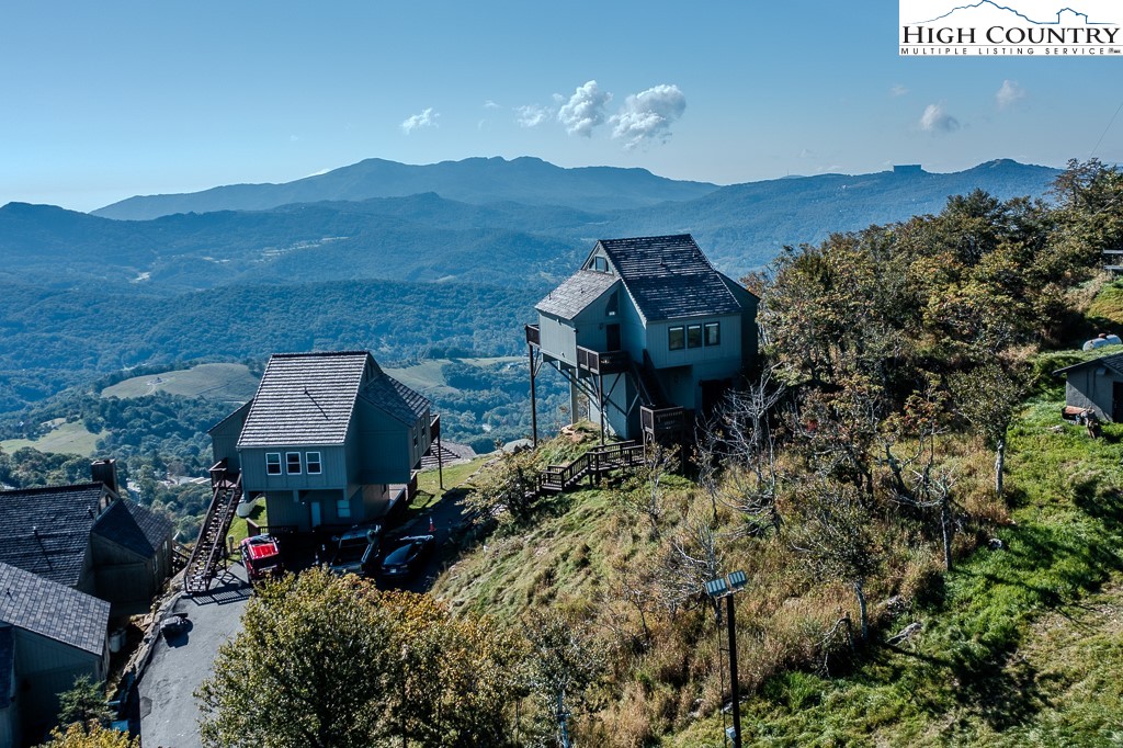 104 Beech Top Road Beech Mountain, NC 28604 - Photo 5 of 16