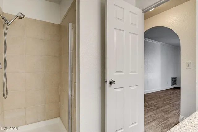 $1,250 | Undisclosed Address, Las Vegas, NV 89108