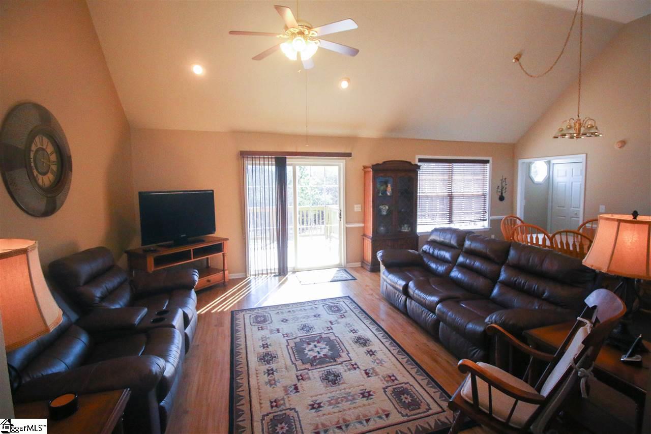 533 Rices Creek Road Liberty, SC 29657 - Photo 10 of 23