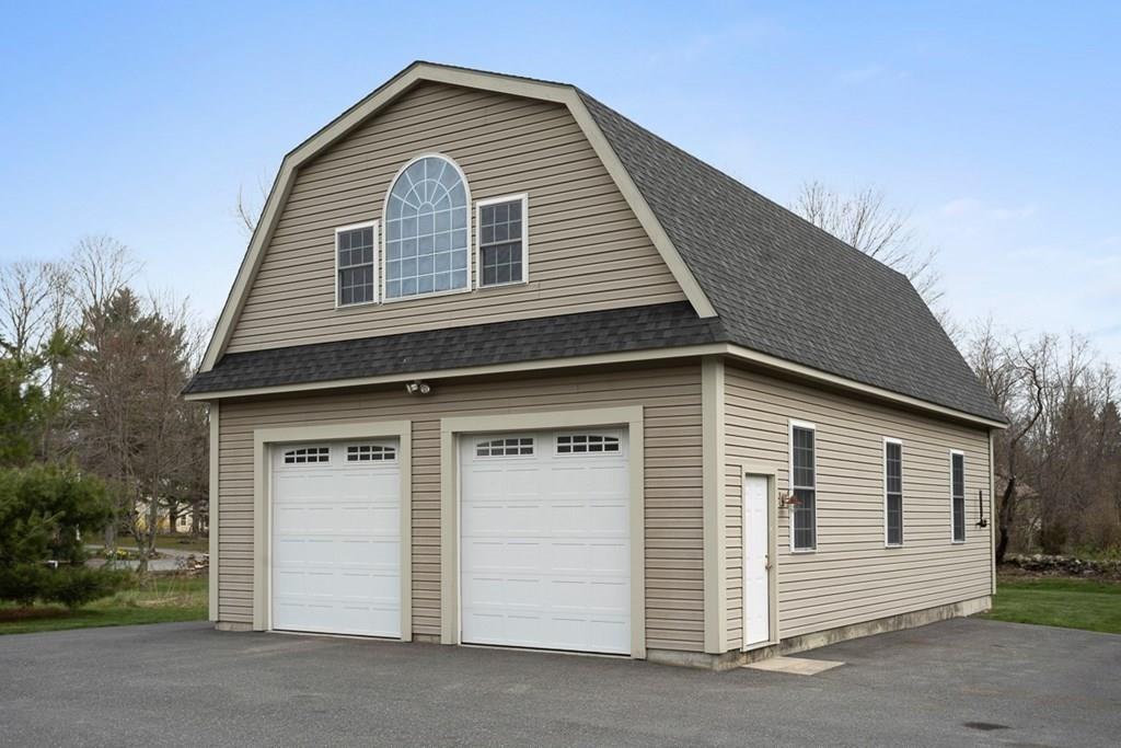 24 Hudson Road Bolton, MA 01740 - Photo 9 of 41 Gallery Image 9
