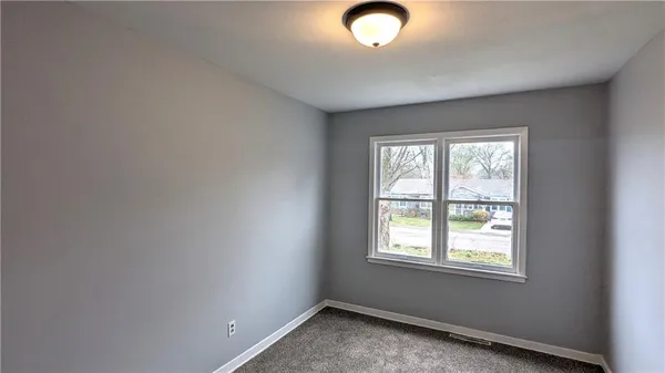 $189,000 | 209 North Davidson Avenue, Independence, MO 64056