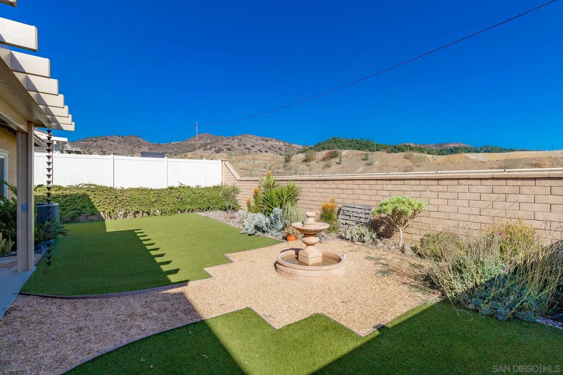 393 Calabrese Street Fallbrook, CA 92028 - Photo 35 of 38 Gallery Image 35