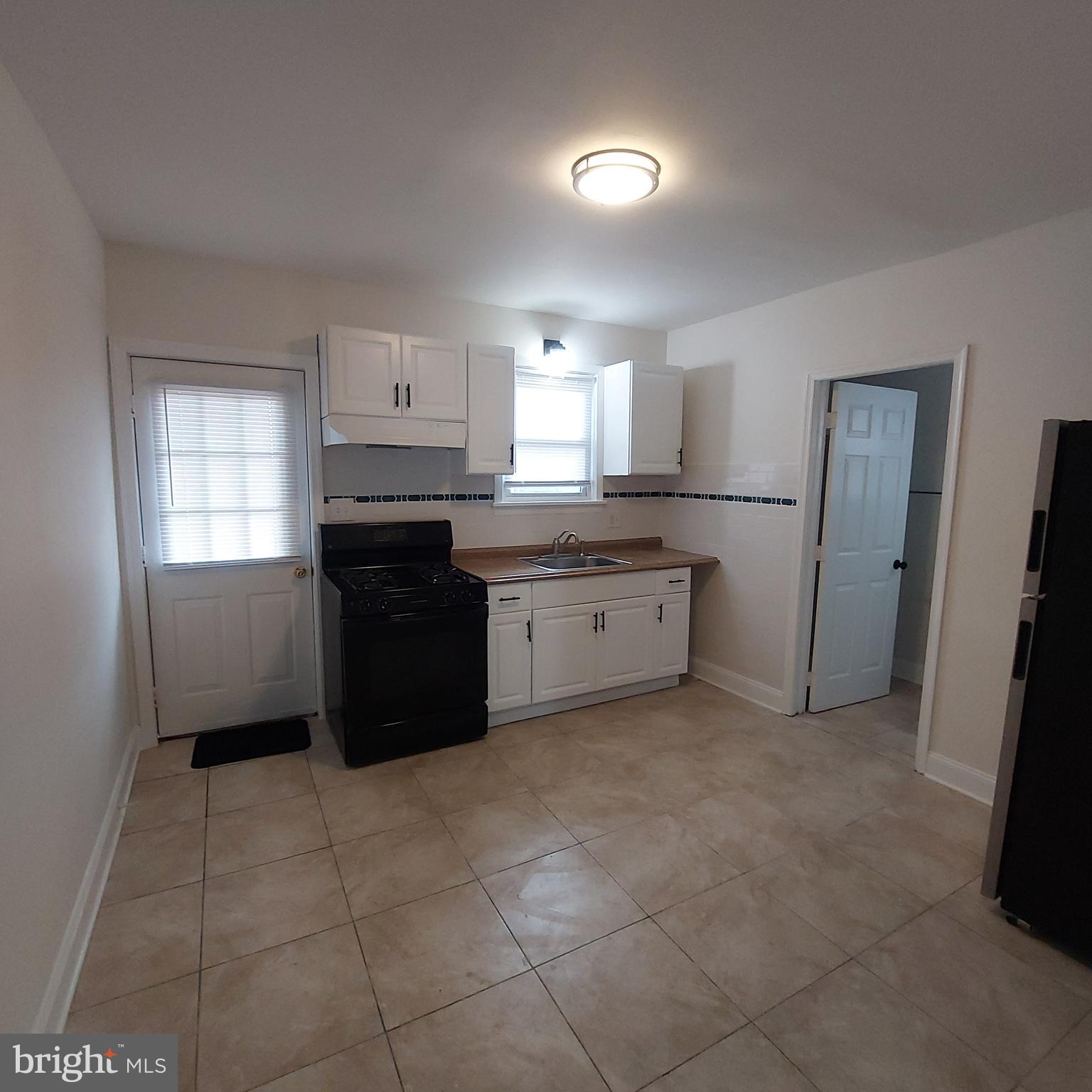 234 Kossuth Street Riverside, NJ 08075 - Photo 8 of 22 Kitchen
