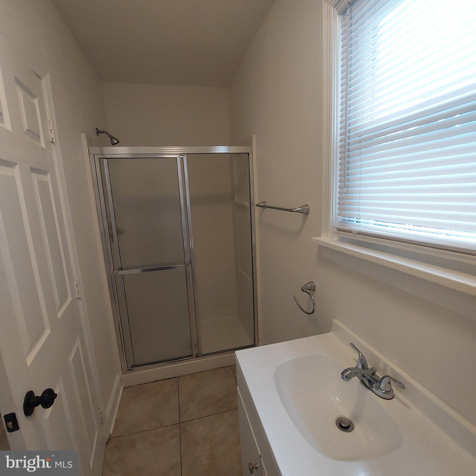 234 Kossuth Street Riverside, NJ 08075 - Photo 10 of 22 1st floor full bath
