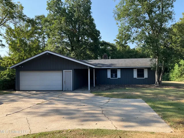 $194,900 | 204 Cypress Drive, Indianola, MS 38751
