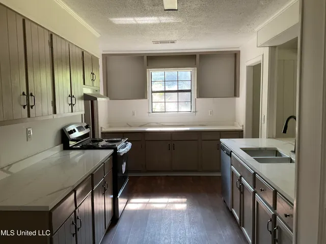 $194,900 | 204 Cypress Drive, Indianola, MS 38751