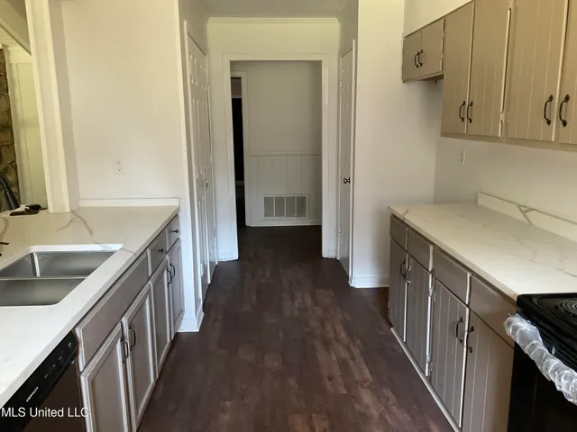 $194,900 | 204 Cypress Drive, Indianola, MS 38751