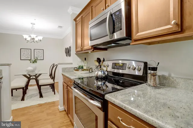 $335,000 | 245 South Pickett Street, Unit 102, Alexandria, VA 22304