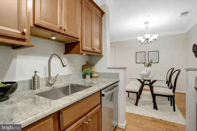 $335,000 | 245 South Pickett Street, Unit 102, Alexandria, VA 22304