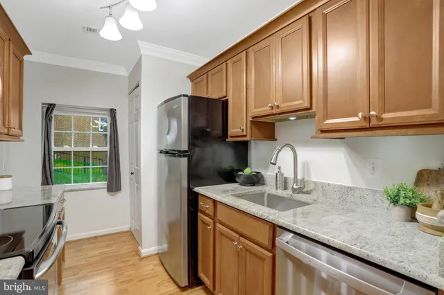 $335,000 | 245 South Pickett Street, Unit 102, Alexandria, VA 22304