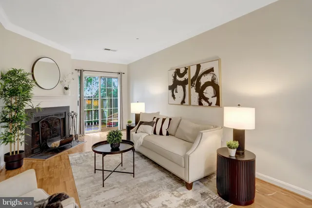 $335,000 | 245 South Pickett Street, Unit 102, Alexandria, VA 22304