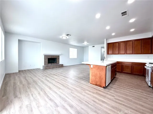 $2,795 | 692 Apache Street, San Jacinto, CA 92582