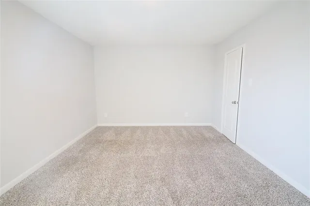 an empty room with an empty room