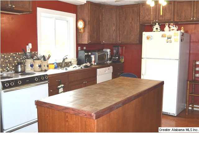 550 Cobb Road Oxford, AL 36203 - Photo 16 of 31