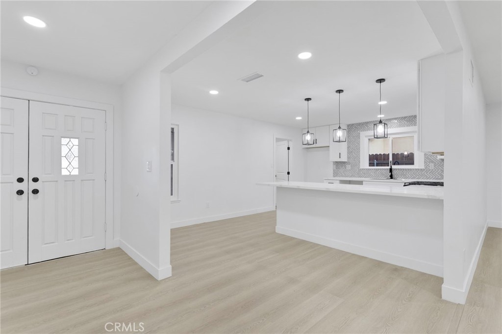 1844 North Alston Avenue Colton, CA 92324 - Photo 4 of 16