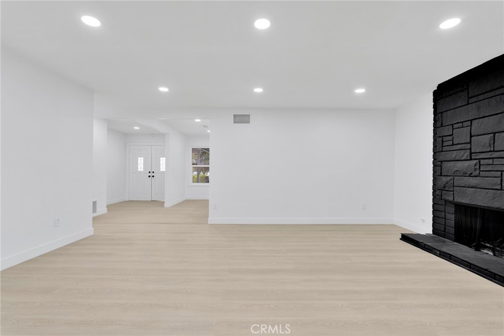 1844 North Alston Avenue Colton, CA 92324 - Photo 7 of 16