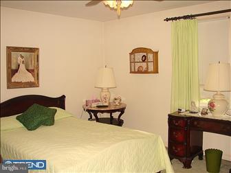 1125 Crestview Road Darby, PA 19023 - Photo 6 of 6 Bedroom - Main