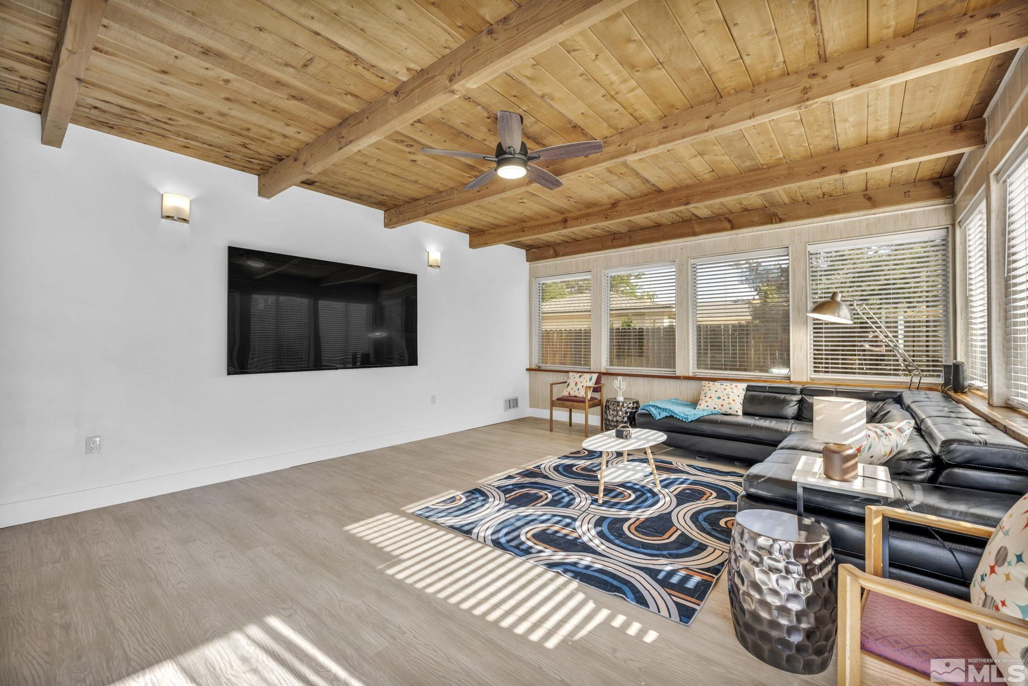 405 Gregory Way Sparks, NV 89431 - Photo 14 of 31 Photo 14