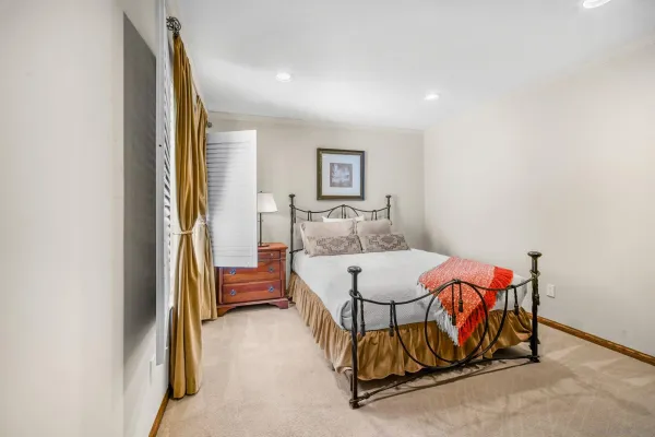 $9,500 | 6495 Caminito Northland, La Jolla, CA 92037