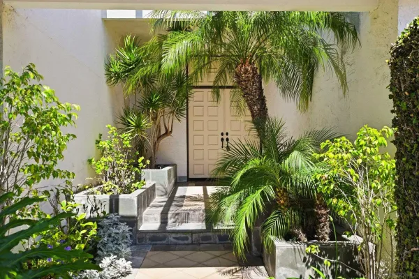 $9,500 | 6495 Caminito Northland, La Jolla, CA 92037