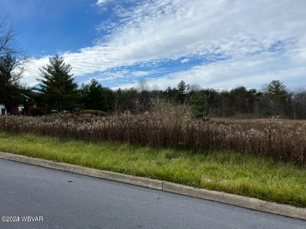 $289,900 | 509 Girard Street, Mill Hall, PA 17751