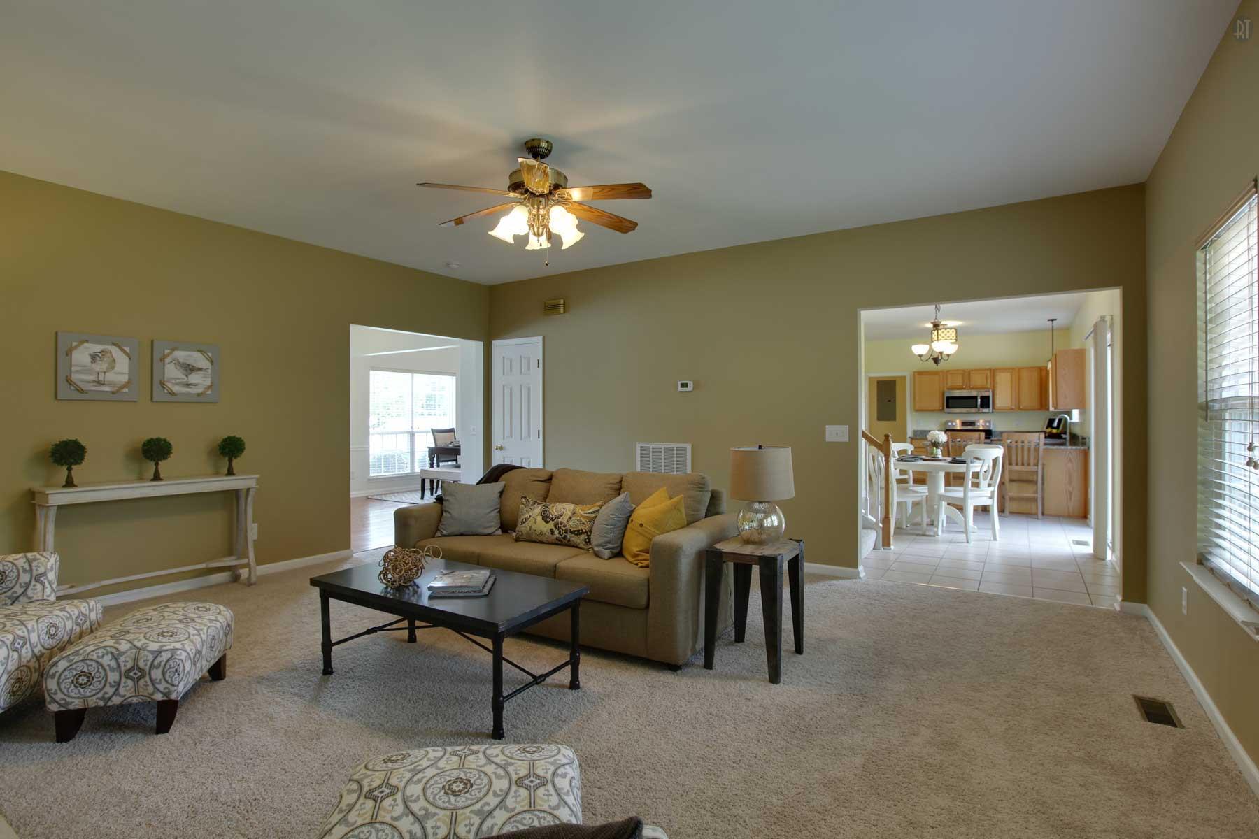 1735 Liberty Pike Franklin, TN 37067 - Photo 10 of 30 a living room with furniture