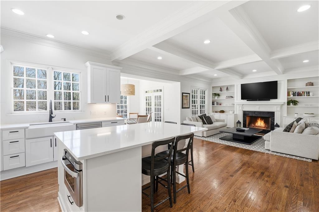 1124 Moores Mill Road Northwest Atlanta, GA 30327 - Photo 12 of 45