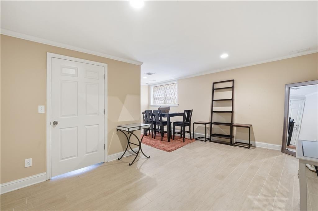 1124 Moores Mill Road Northwest Atlanta, GA 30327 - Photo 37 of 45