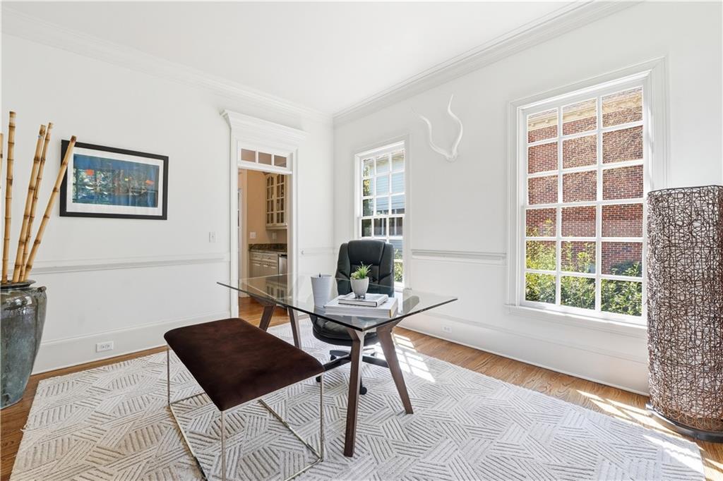 1124 Moores Mill Road Northwest Atlanta, GA 30327 - Photo 9 of 45