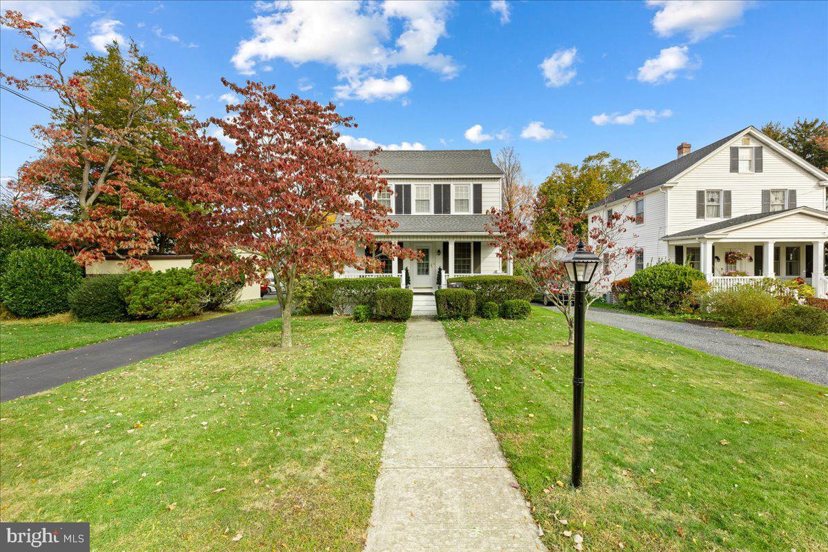 164 Roxboro Road Lawrence Township, NJ 08648 - Photo 2 of 31 Welcome home