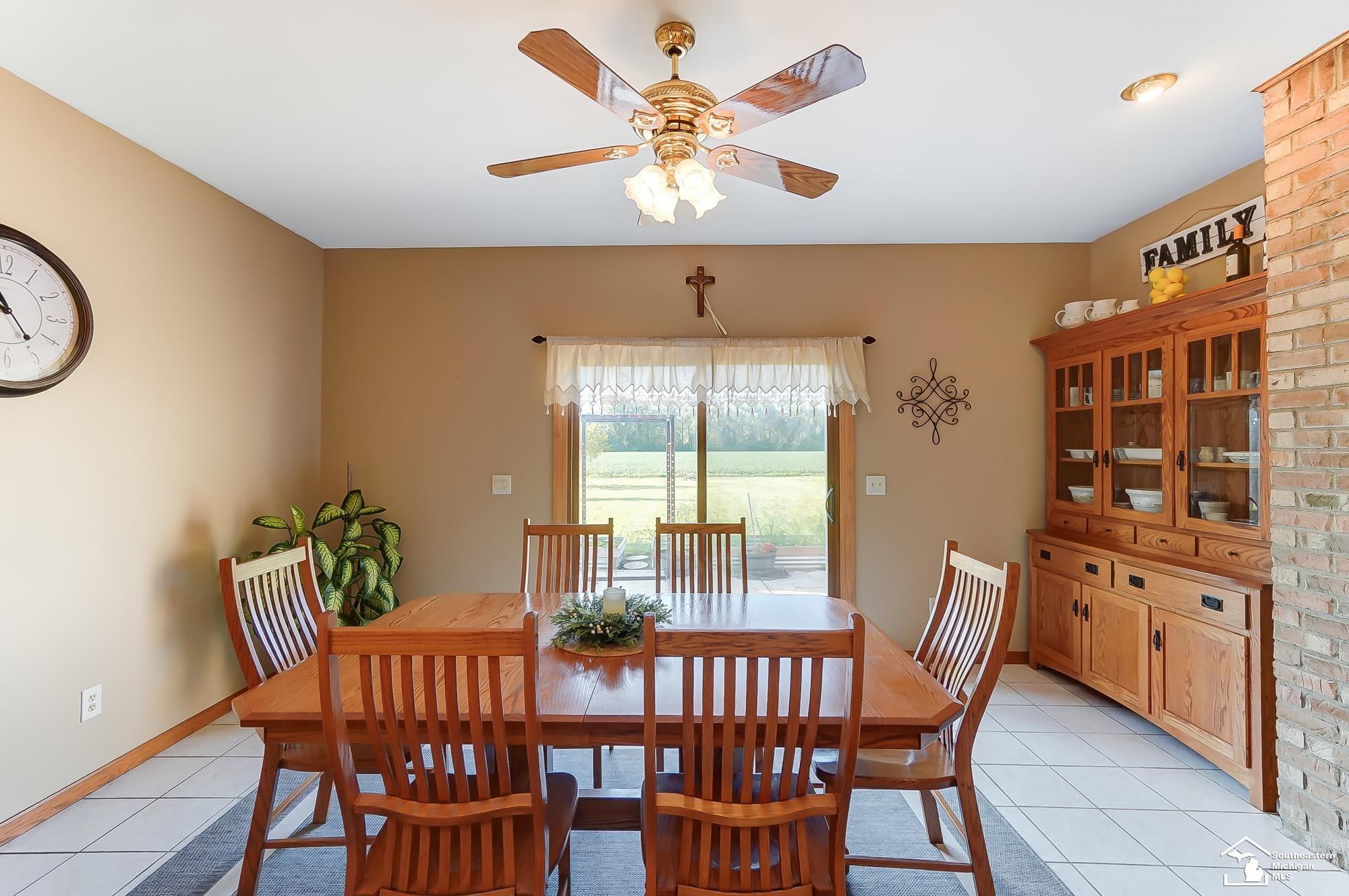 4101 East Dunbar Road Monroe, MI 48161 - Photo 17 of 66 50154319-3a19f460-1ac3-447f-953c-731ead1d9111.JPG