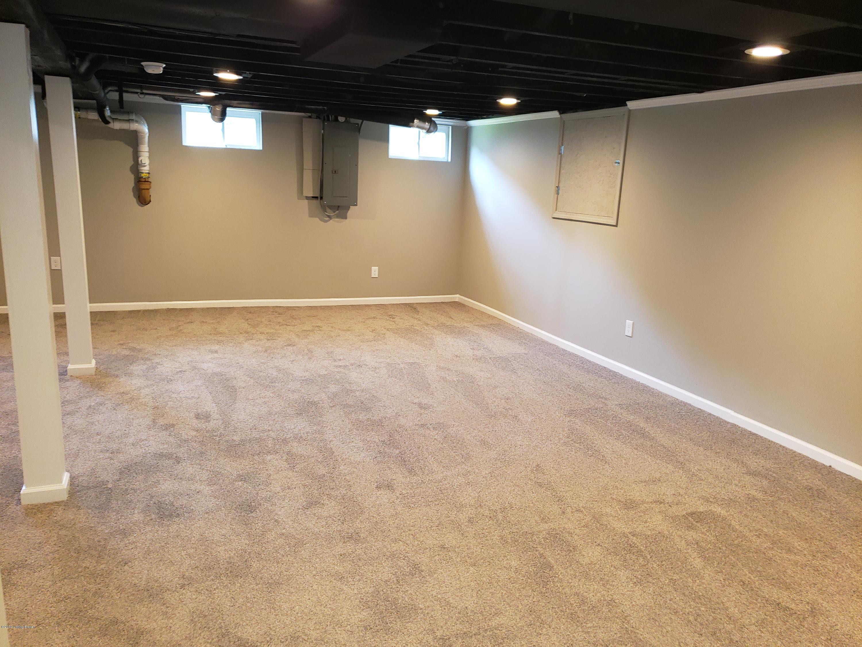 231 Hemingway Road Louisville, KY 40207 - Photo 32 of 37 20190709_172502