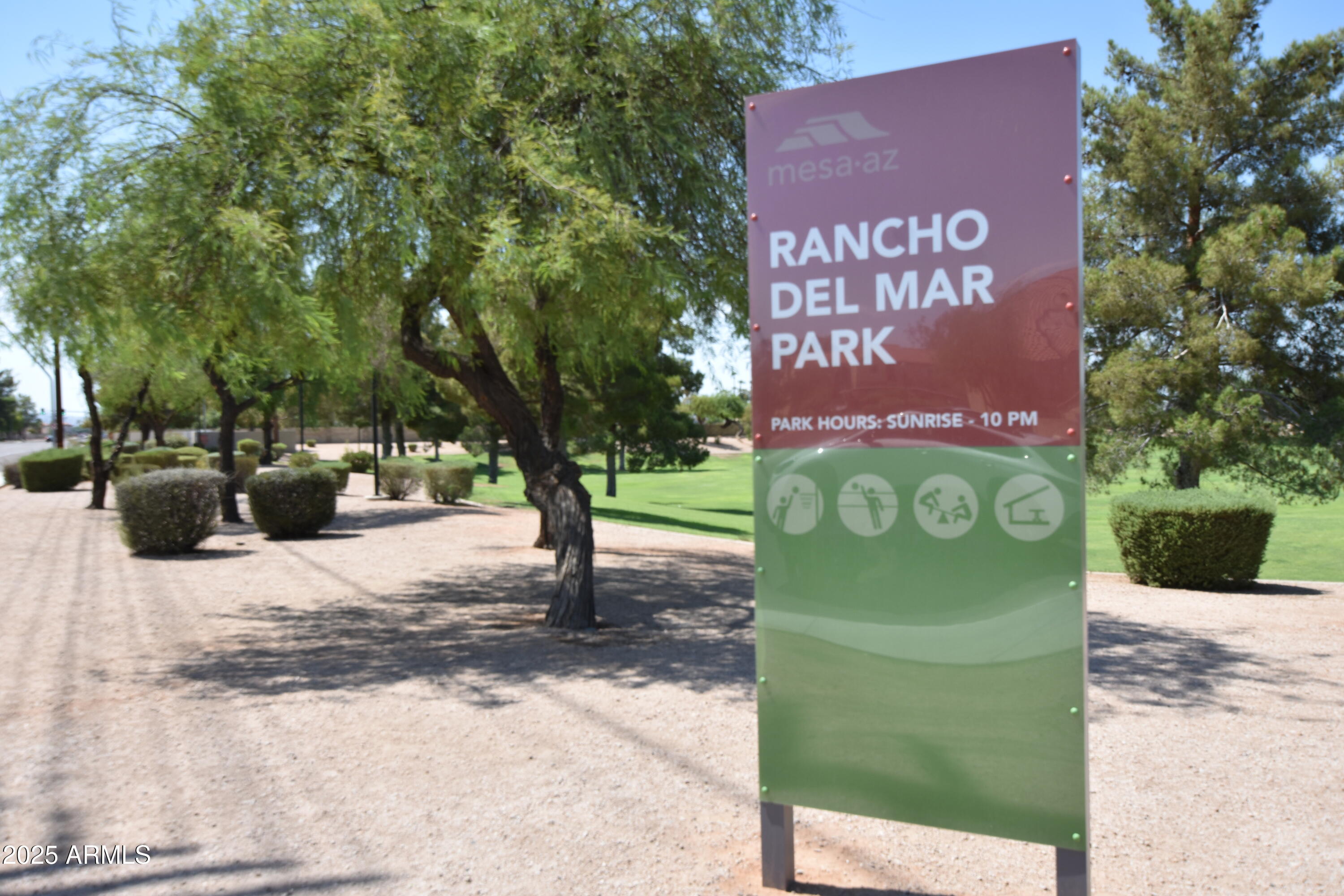 653 West Guadalupe Road, Unit 2005 Mesa, AZ 85210 - Photo 7 of 27 a sign on the side of a building