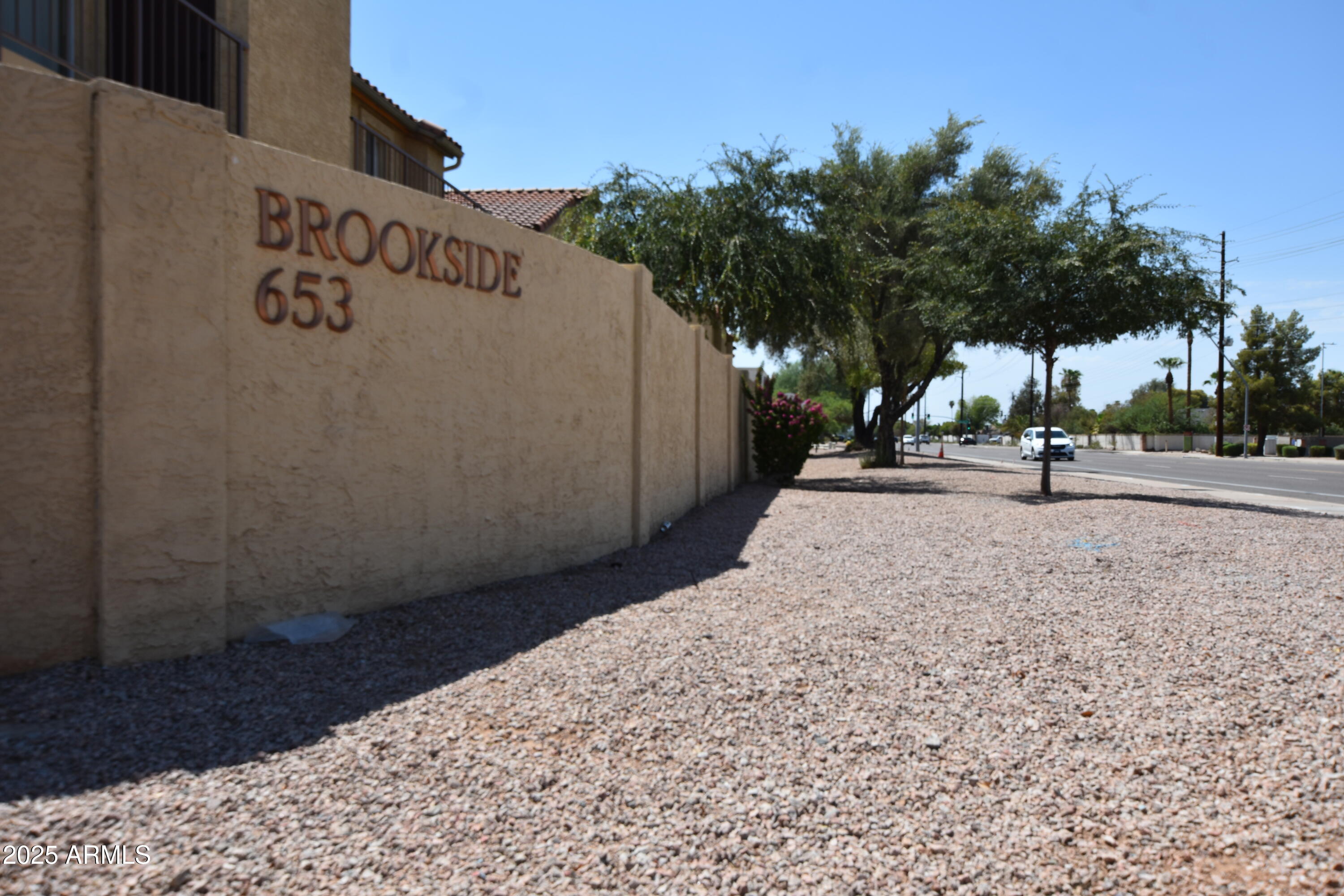 653 West Guadalupe Road, Unit 2005 Mesa, AZ 85210 - Photo 9 of 27 a view of outdoor space with street view