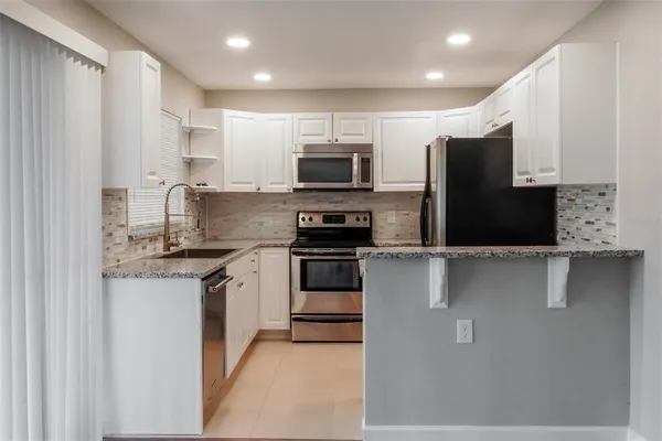 $2,165 | 8311 Esperanza Street, Orlando, FL 32817