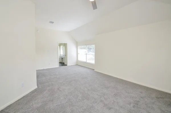 a view of empty room with window