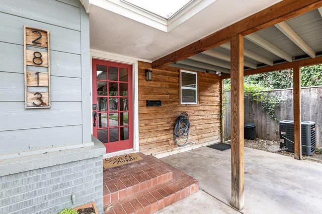 a view of a entryway door of the house