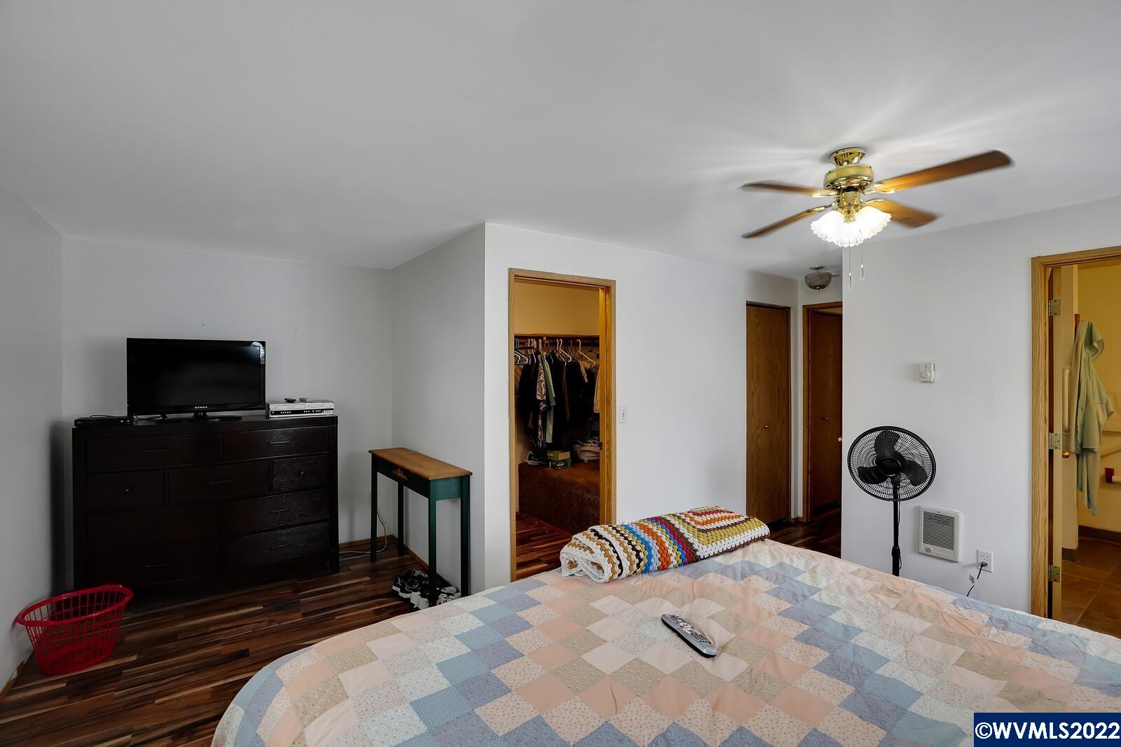 3688 Bell Road Northeast Salem, OR 97301 - Photo 12 of 26 Gallery Image 12