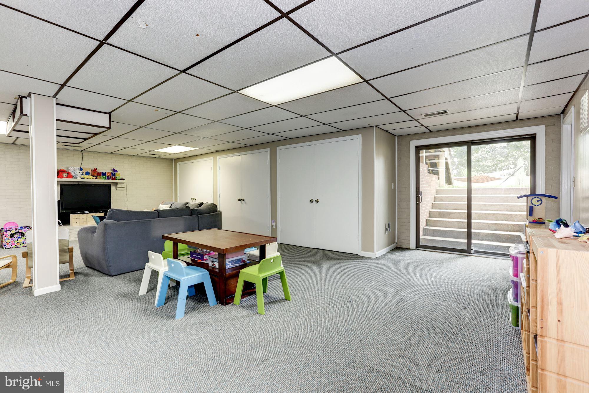 11905 Greenleaf Avenue Potomac, MD 20854 - Photo 24 of 30 Walkout Basement